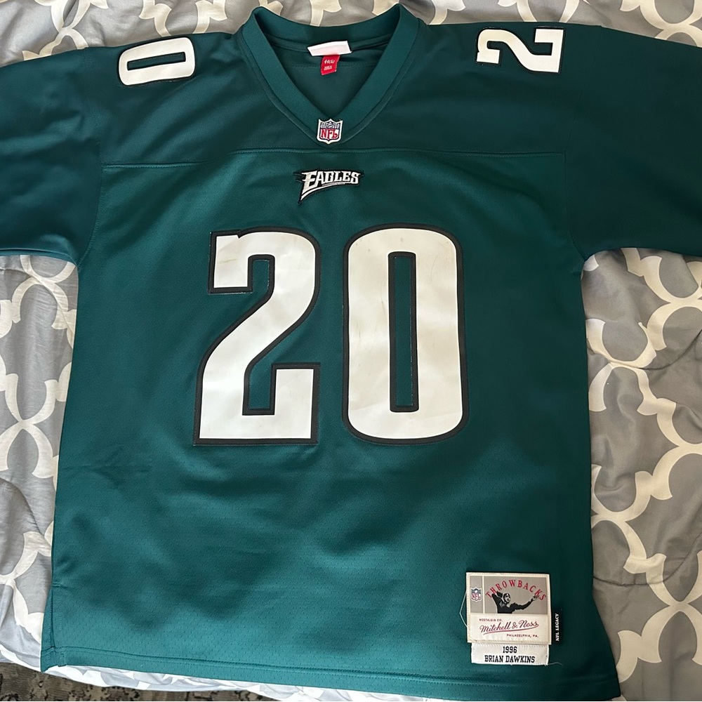 Mitchell & Ness Throwback Eagles Jersey